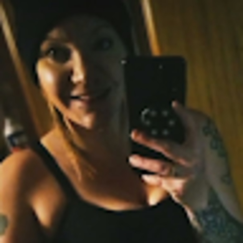 Meet your Posher, Meagan